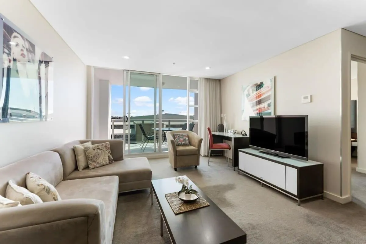 Cbd 2Br Apartment At 96 North Tce - Free Parking أدليد